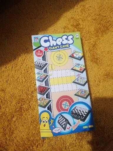 Настолна игра "Не се сърди човече"