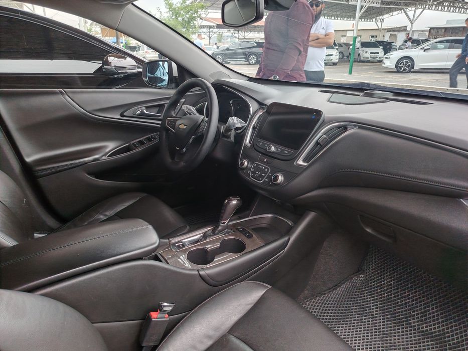 Chevrolet Malibu 2017 — 4