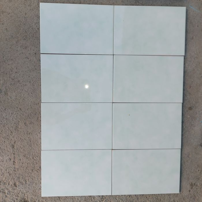 Продам плитку 3 коробки