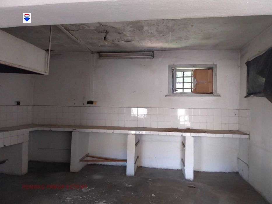 Дава се под наем Магазин в с. Волово, Област Русе - 185 кв.м за 153 € - Снимка #3