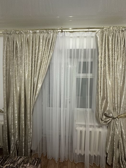Шторы продается 3 комплекта