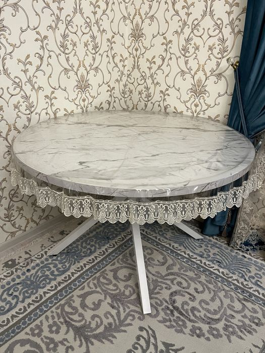 Стол кухонный круглый