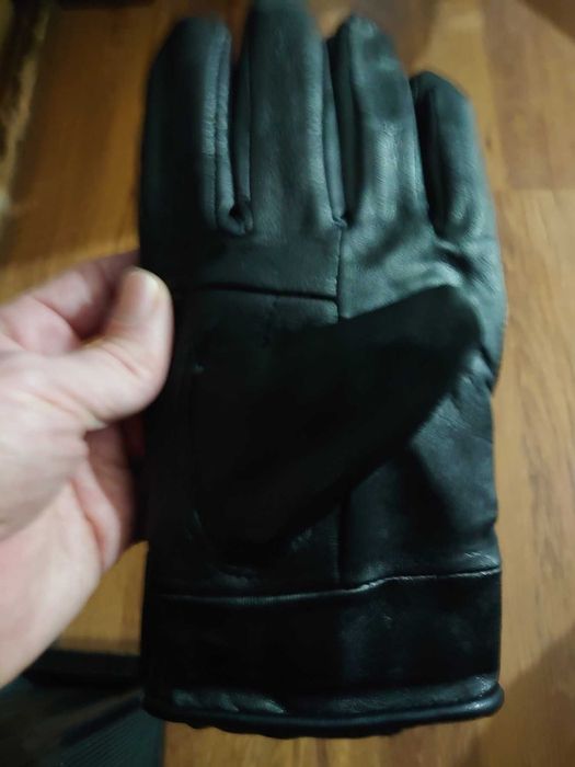 Мъжки кожени ръкавици