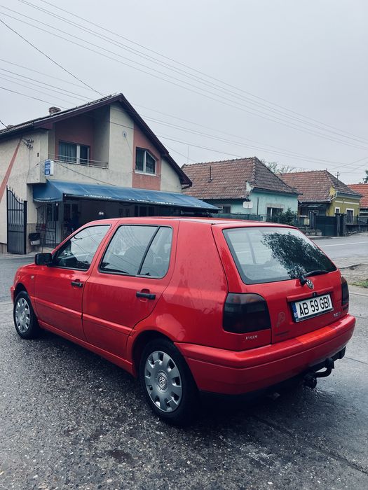 Golf 3  1,9 D  75 cp + Clima