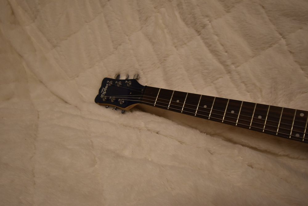 Chitară electrică gen  Epiphone Les Paul Studio (Ediție Promoțională Zipfer )