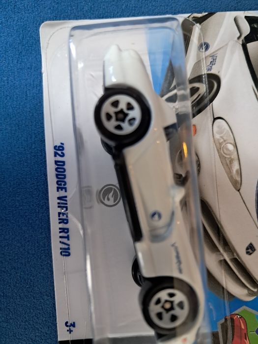 Hot Wheels '92 Dodge Viper RT/10 Treasure Hunt (TH