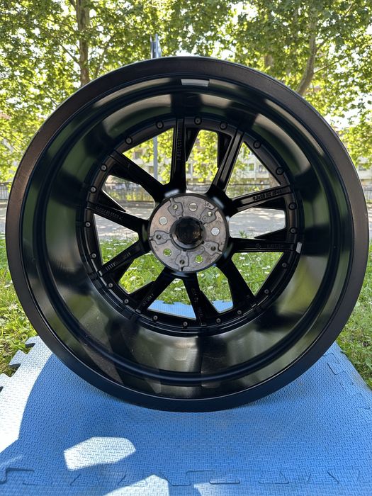 20” BMW - Style 1001L -  G30 G31