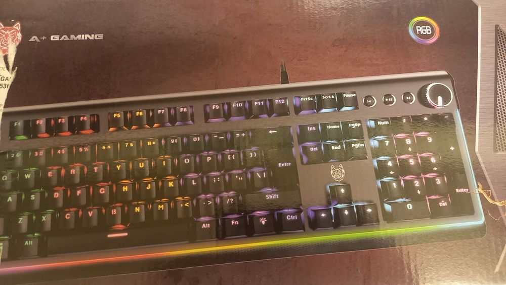 Tastatura gaming mecanica, iluminare, rgb,