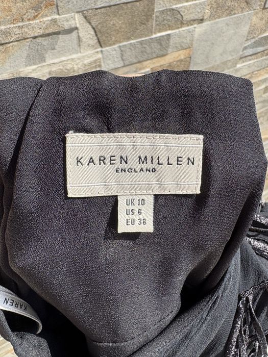 Страхотна рокля на Karen Millen с ресни