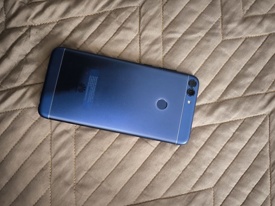 Рабочий телефон. Huawei P smart