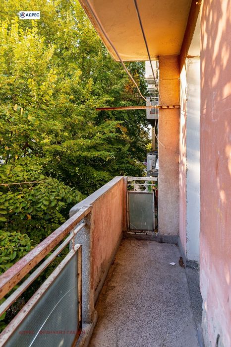 Продава се Многостаен апартамент в Плевен, Идеален център - 101 кв.м за 1644 €/кв.м - Снимка #7