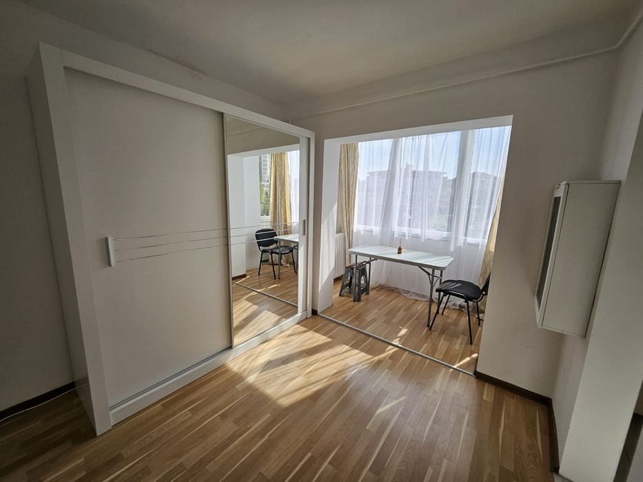 Inchiriez garsoniera zona Pasteur/ studio for rent near umf