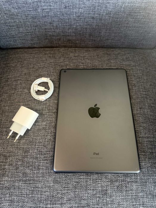 OCAZIE iPad Gen 7th gray wifi, stare 10/10, ca nou
