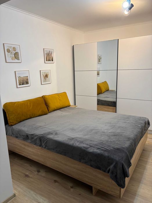 Inchiriez apartament 3 camere, hortensiei(optional, garaj sub bloc)