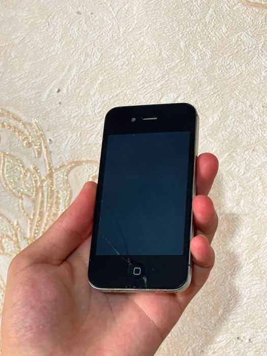 Iphone 4 va 5 lar tez sotiladi