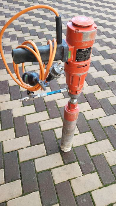 Masina profesionala de carotat Weka