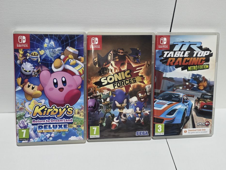 Nintendo Switch OLED с игри и аксесоари