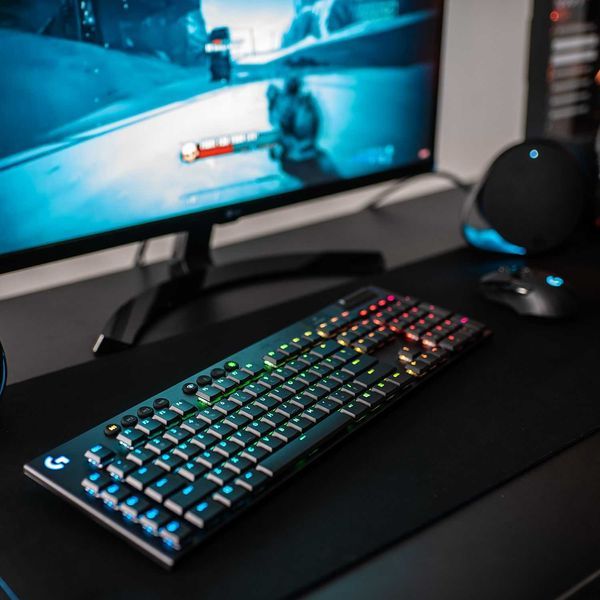 Нова Безжична Геймърска Механична Клавиатура Logitech G915, GL Tactile