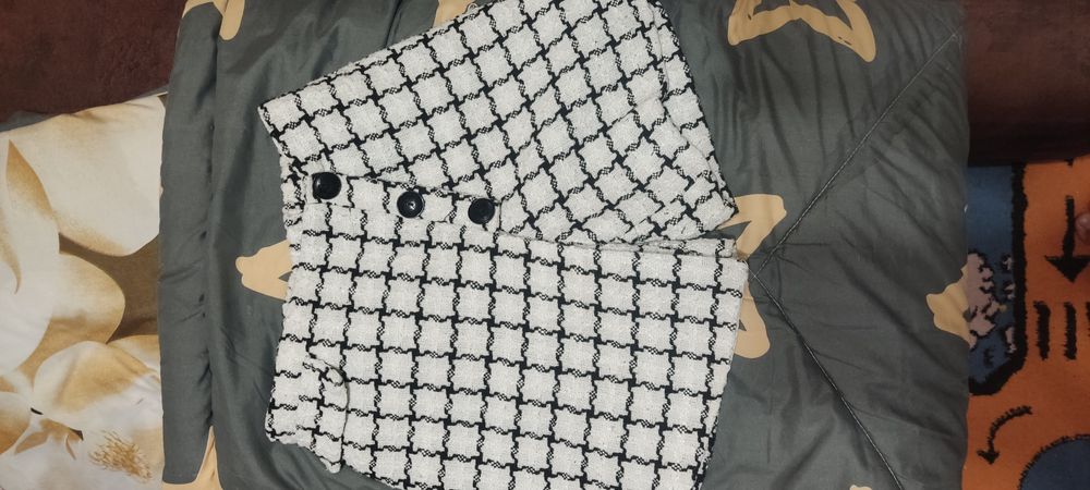 Продам юбку-шорты