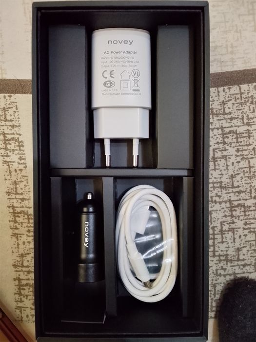 Novey Alpha a10 smartfon