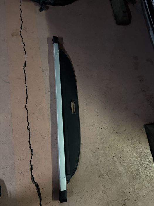 Шторка багажника