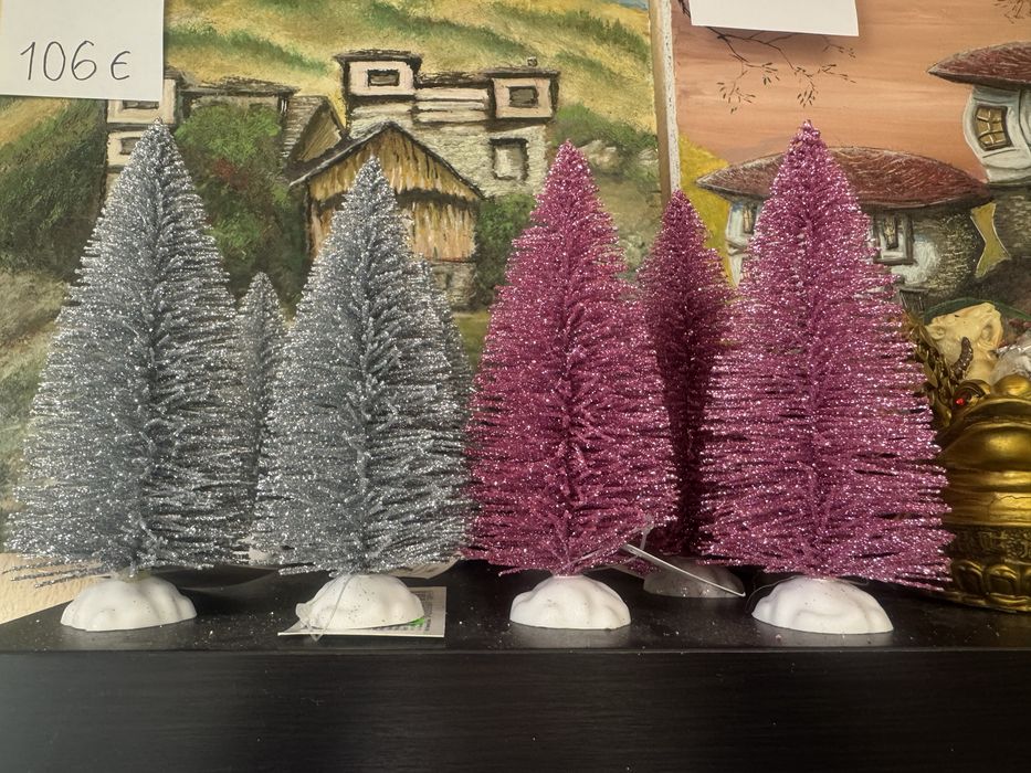 Коледна декорация светещи елхички