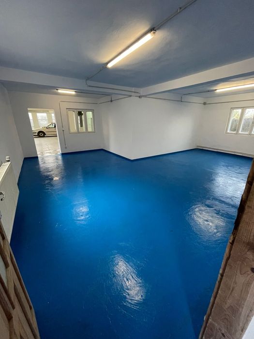 Închiriez hală 200 mp/apartament 90mp/teren 700mp