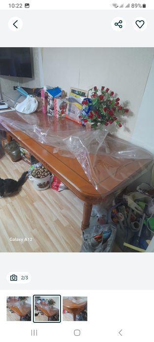 Продам большой стол.