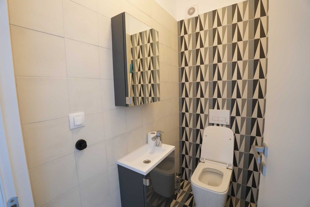Inchiriez apartament 2 camere Onix Park, prima inchiriere, dotari lux, etaj 2/11