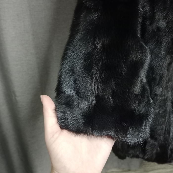 Продам шубу норковую