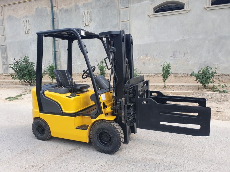 Автопогрузчик (кара, kara, auto kara) Xундай, HYUNDAI 7-FD