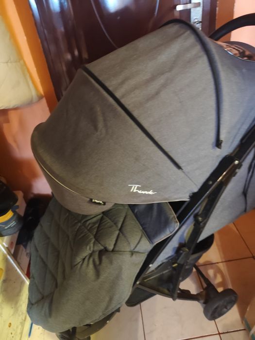 Vând cărucior de copii !