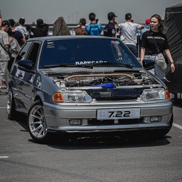 Ваз2113 продаём хороший состояние