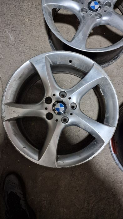 Продам диски bmw 230 стиль r18