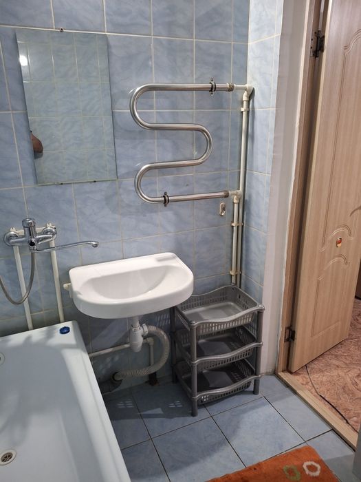 Сдам 1ком.кв на Батысе