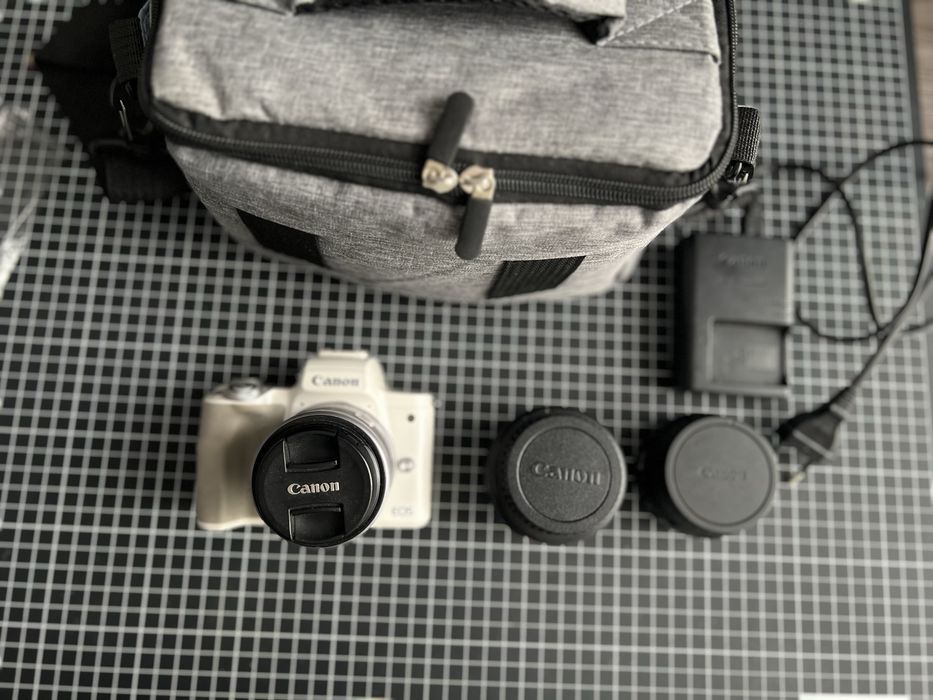 Canon M50 срочно сатамын