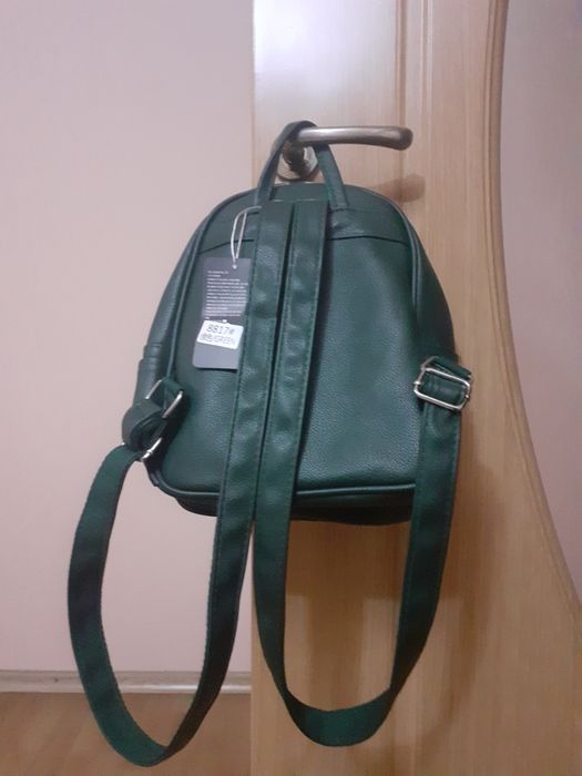 Ghiozdan dama ,verde ,nou cu eticheta