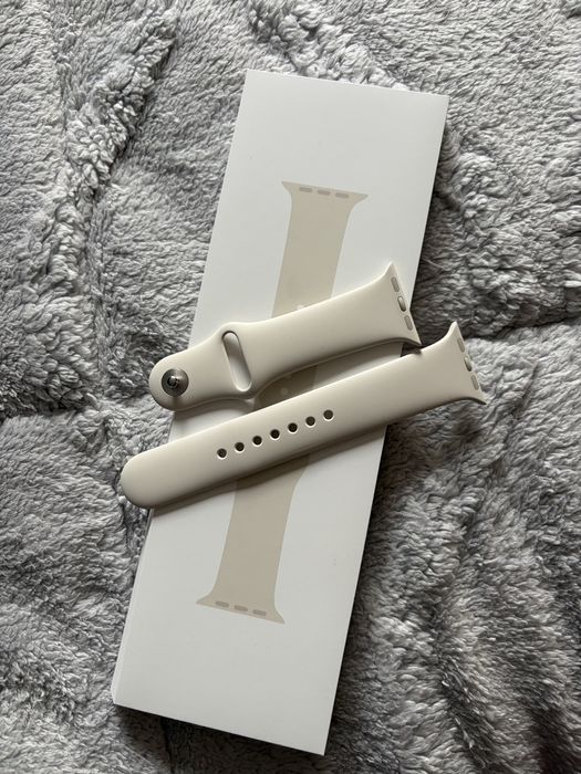 Каишка за часовник Apple - Starlight Sport Band M/L