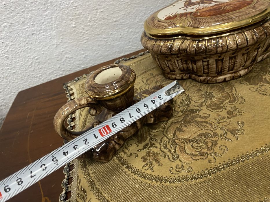 Белгийски порцеланов сет два свещника и кутия