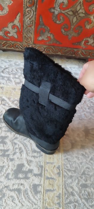 Сатылады размер примерно 43-44