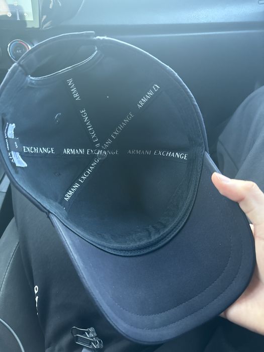 Продам кепку армани