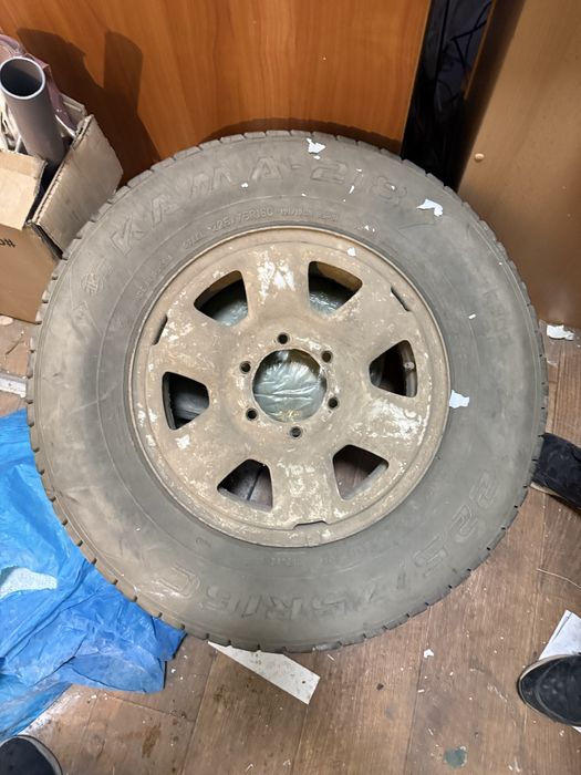Шиныкама 218 225/75R160