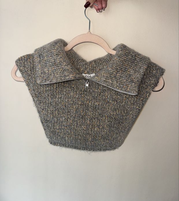 Яка на COS чисто нова