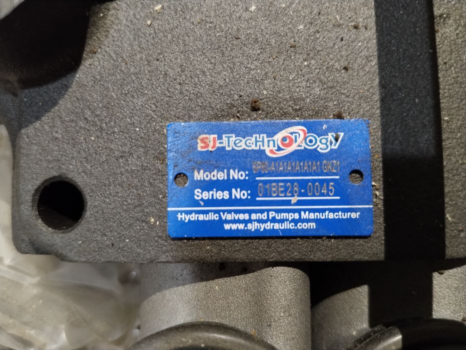 Гидрораспределитель 6 секционный