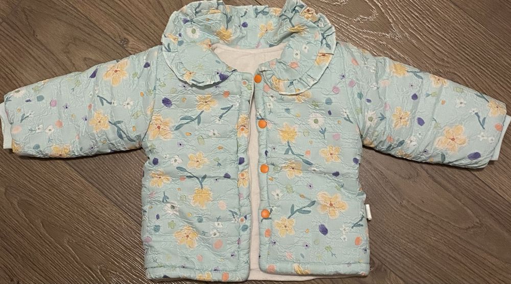 Яке НМ и зелено яке на цветя