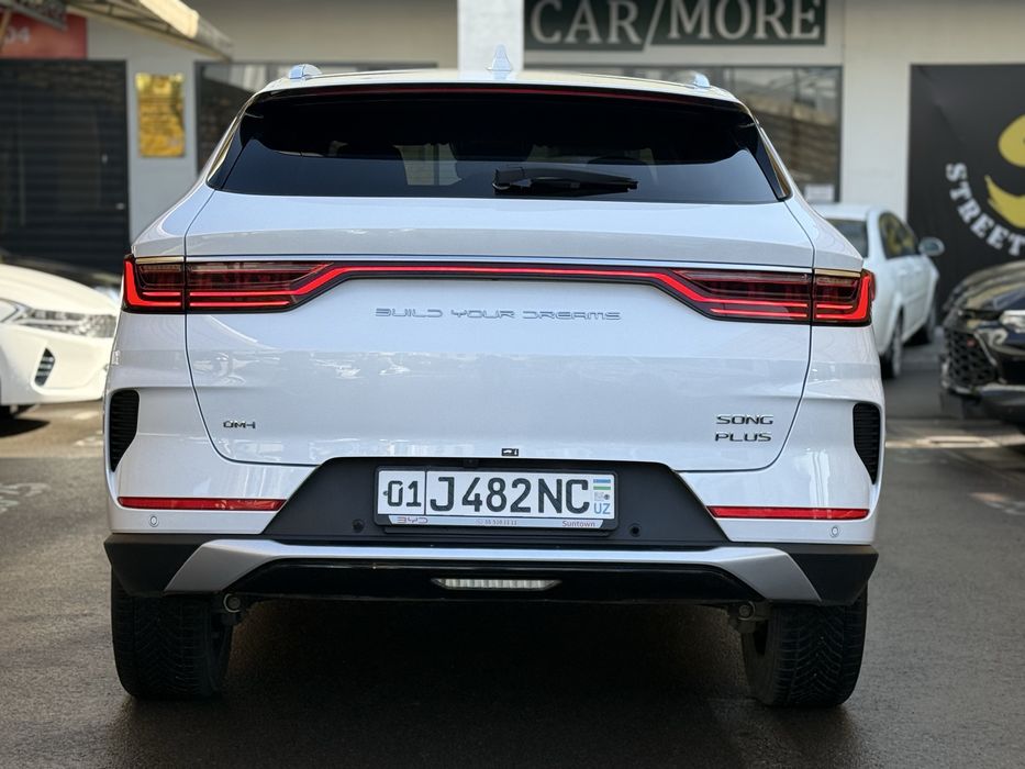 Byd song plus hibrit kraskasi tozza.  Holati zor