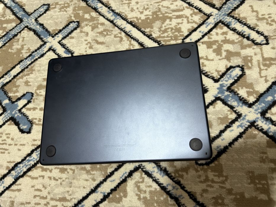 Macbook air M2 16/256