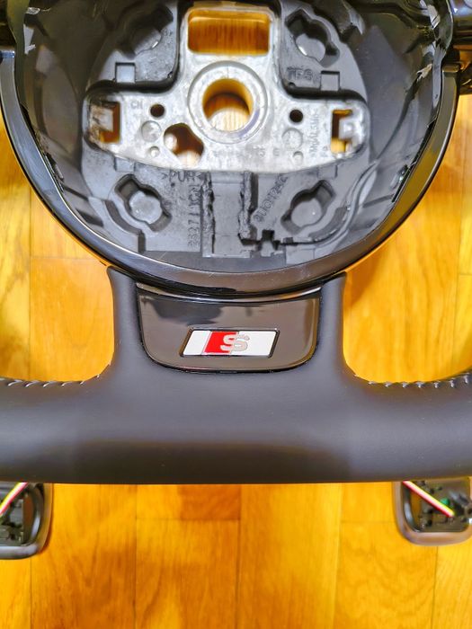 Скосен волан за Audi S-Line и пера