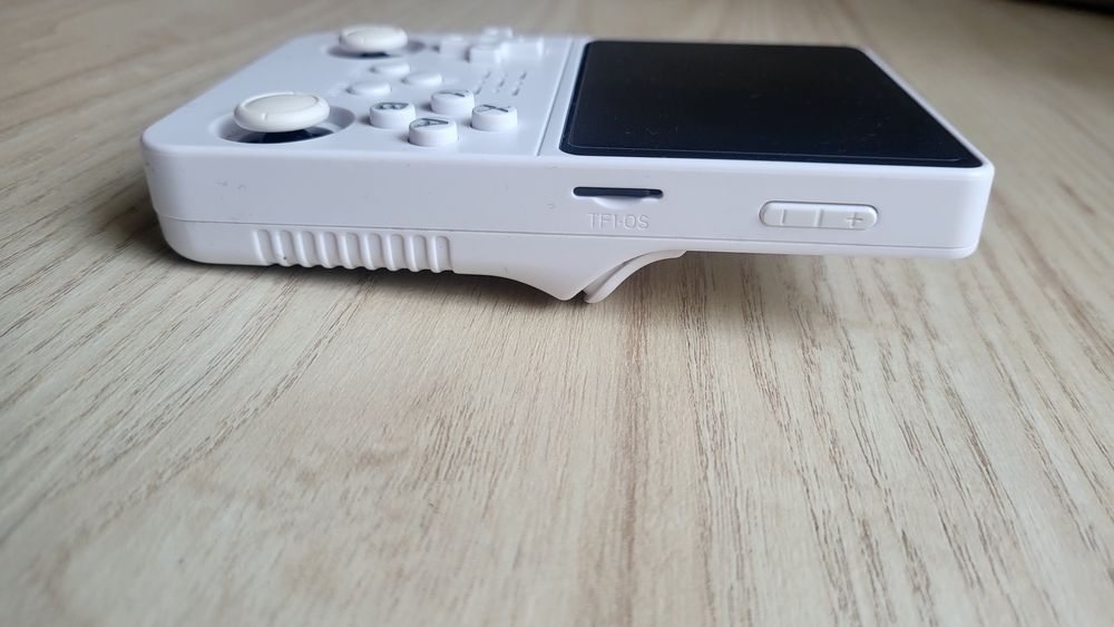 Consola R36 alb complet