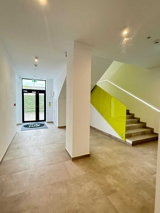Spațiu modern - 180 mp – zonă cu POTENȚIAL de dezvoltare | 2 parcări|